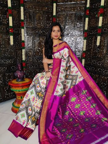 PALUIDSS5F16BSCD48- Ikat silk saree