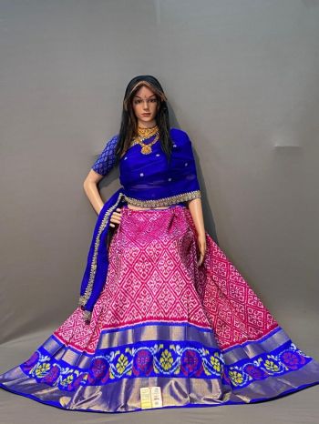 PSSIFSLG5F17SZDC31- Free Size Ikat Silk Lehenga