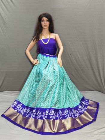 PSSIFSLG5F17SZDC35- Free Size Ikat Silk Lehenga