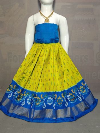 PGMRZSLG5F18IBDC08- Zero Size Ikat Silk Lehenga