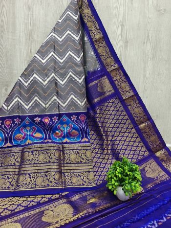 PSHLKBRS5F22EBDC07- Kanchi border Ikat silk saree