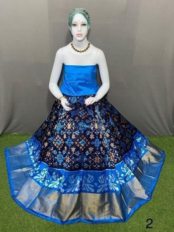 PSRGFSLG5F20SZCC25- Free Size Ikat Silk Lehenga