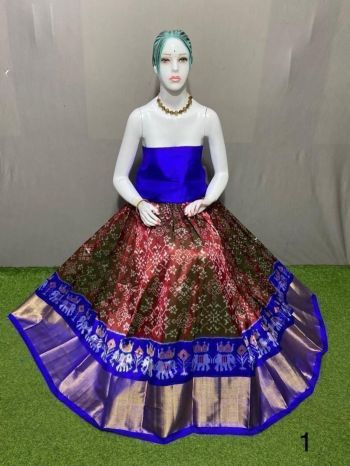 PSRGFSLG5F20SZCC26- Free Size Ikat Silk Lehenga