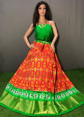 PGMRFSLG5F18SZCD15- Free Size Ikat Silk Lehenga