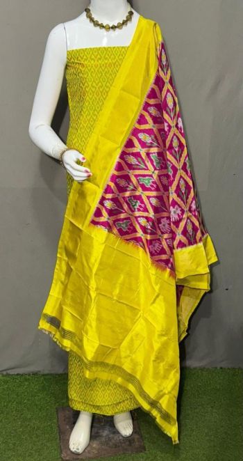 PSRGSDST5F21FFCD05- Ikat Silk dupatta with Ikat sico top