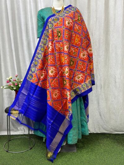 PASKISDP5M03ESCD04- Ikat silk dupatta