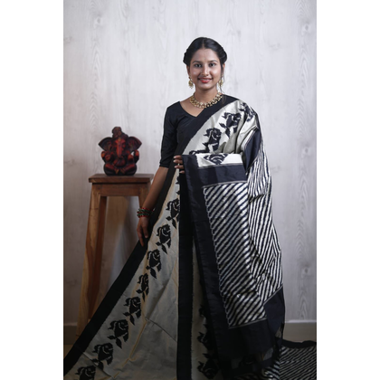 PGMRIDSS4O05BICC21- Ikat silk saree