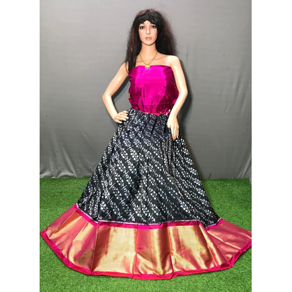 PSSIFSLG4O09SZCD41- Free Size Ikat Silk Lehenga