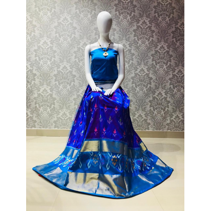 PLXHFSLG4V29SZCC30- Free Size Ikat Silk Lehenga