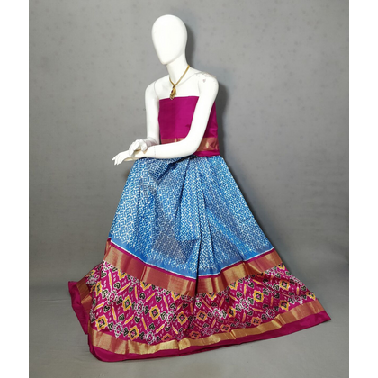 PRIHFSLG4D25SZCD19- Free Size Ikat Silk Lehenga