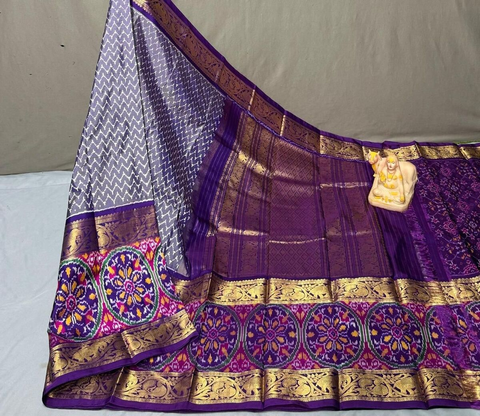 PSRGKBRS4V11FSCD04- Kanchi border Ikat silk saree