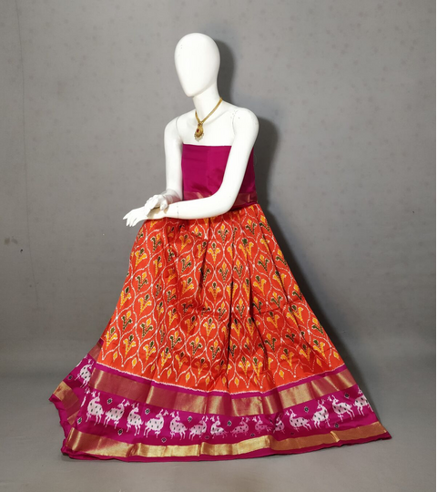 PRIHFSLG4D25SZCD15- Free Size Ikat Silk Lehenga