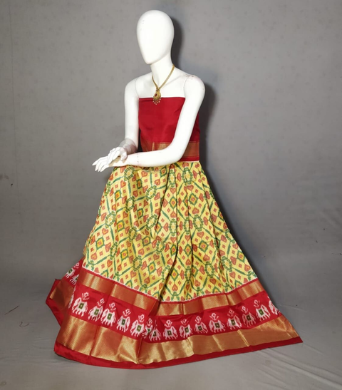 PRIHFSLG4V11SZDC05- Free Size Ikat Silk Lehenga