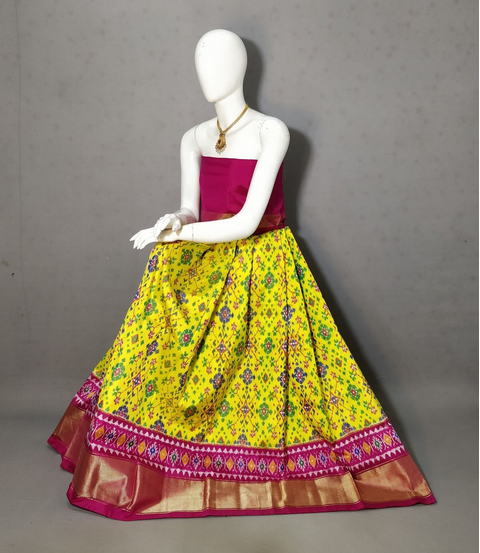 PRIHFSLG4D25SZCD35- Free Size Ikat Silk Lehenga