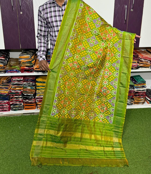 PSRGISDP4O10ZNDC27- Ikat silk dupatta