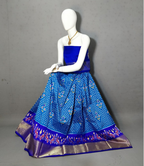 PRIHFSLG5J08SZCC06- Free Size Ikat Silk Lehenga