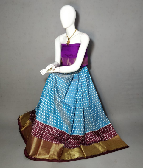 PRIHFSLG4V11SZDC27- Free Size Ikat Silk Lehenga