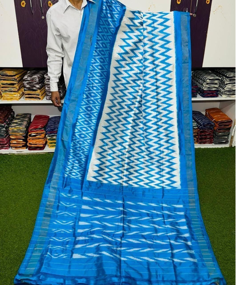 PSRGILWS4O15XCDC05- light weight Ikat silk saree