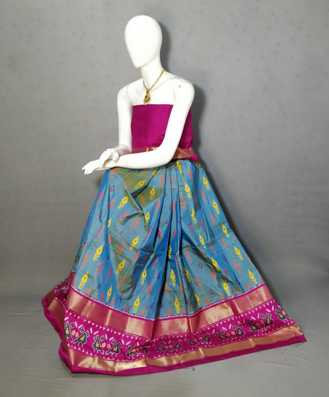 PRIHFSLG4D25SZCD32- Free Size Ikat Silk Lehenga