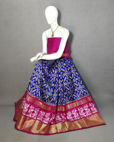 PRIHFSLG4V11SZDC07- Free Size Ikat Silk Lehenga