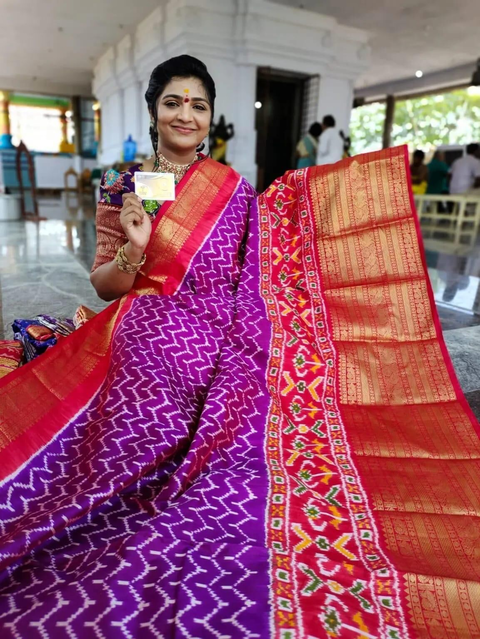 PGMRKBRS4S22FSDC03- Kanchi border Ikat silk saree