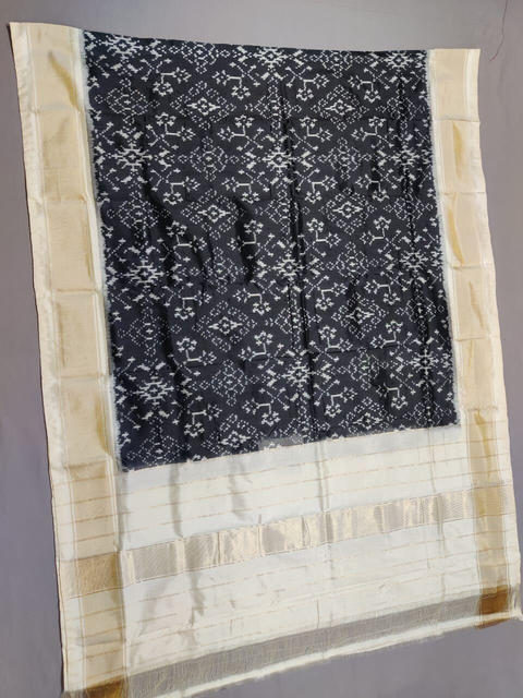 PSSIISDP4S25ECCD32- Ikat silk dupatta