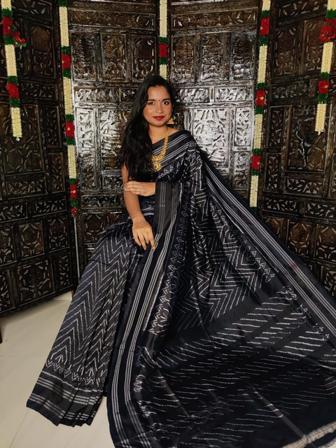 PSSIIDSS4S27TCDD12- Ikat silk saree