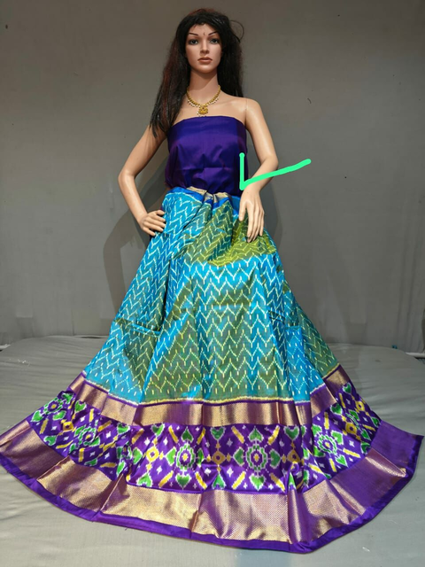 PGMRFSLG4O10SZDC01- Free Size Ikat Silk Lehenga