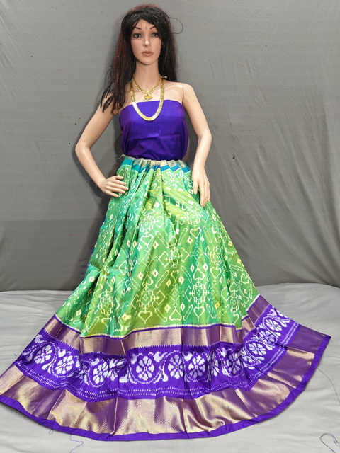 PGMRFSLG4O10SZDC33- Free Size Ikat Silk Lehenga