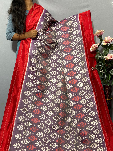 PKISIDSS4V01BECC32- Ikat silk saree