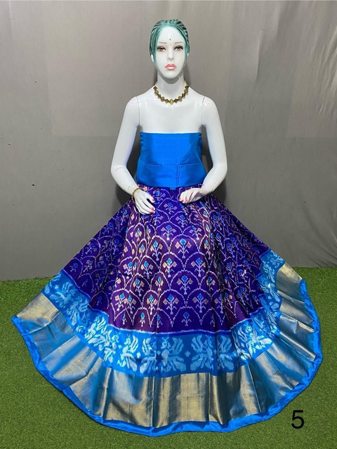 PSRGFSLG4V04SZCD50- Free Size Ikat Silk Lehenga