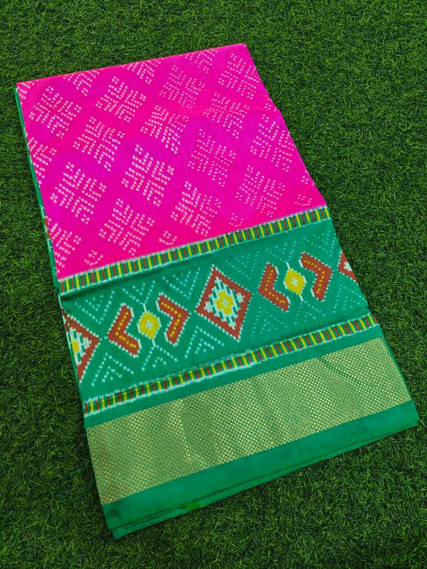 PMIUIDSS4V13BBDC16- Ikat silk saree