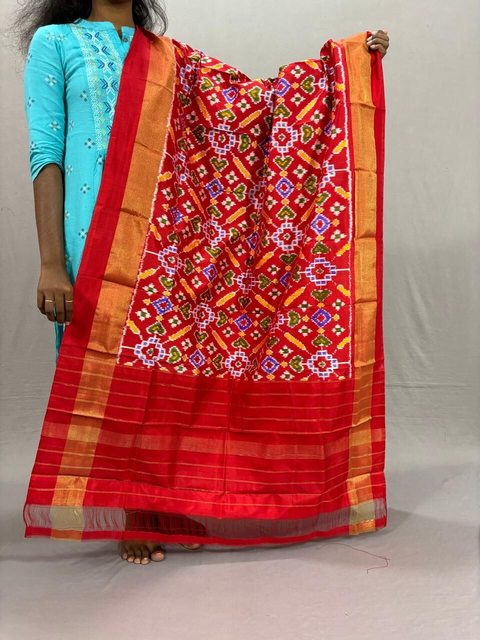 PSSIISCS4V14EDDC39- Ikat silk dupatta