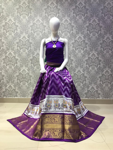 PLXHFSLG4V22BNDD02- Free Size Ikat Silk Lehenga