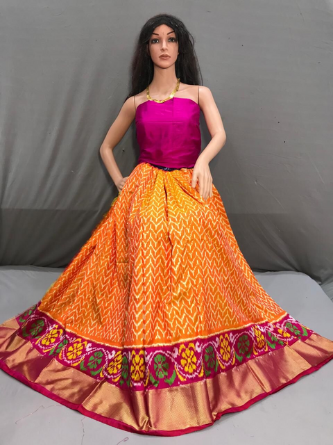 PSSIFSLG4V25SZCC08- Free Size Ikat Silk Lehenga