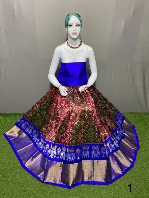 PSRGFSLG4V27SZDD26- Free Size Ikat Silk Lehenga