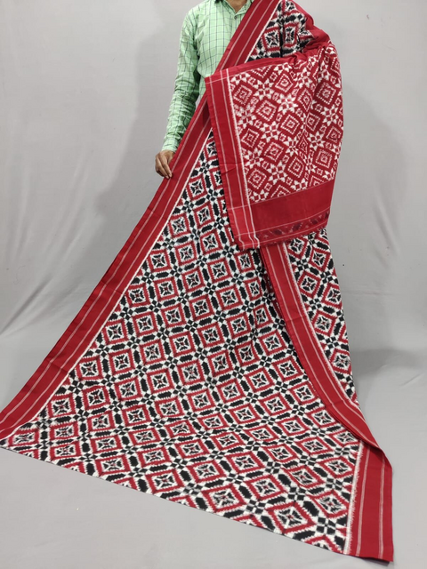 PSSIICTS4D09SBDC05- Double Ikat Teliya rumal cotton saree