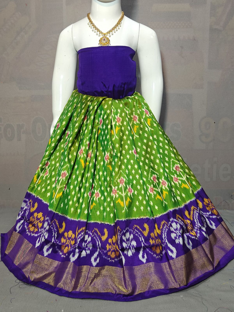 PGMRZSLG4D14IBCC31- Zero size Ikat silk lehenga