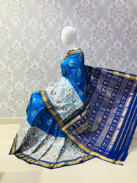 PLXHIDSS4D12NSCD11- Ikat silk saree