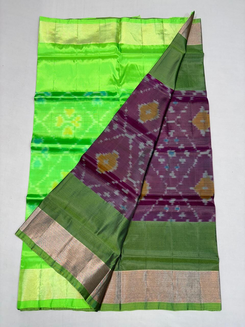 PKHSIDSS4D14IFCD13- Ikat soft silk saree