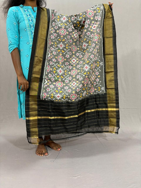 PSSIISDP4D18ECCD20- Ikat silk dupatta