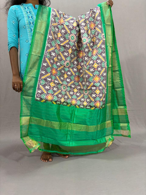 PSSIISDP4D18ECCD28- Ikat silk dupatta