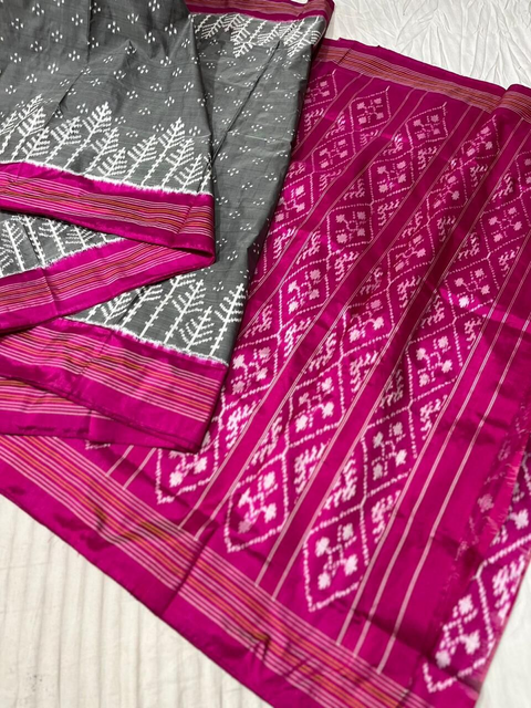 PSRHIDSS4D27TSDD09- Ikat silk saree