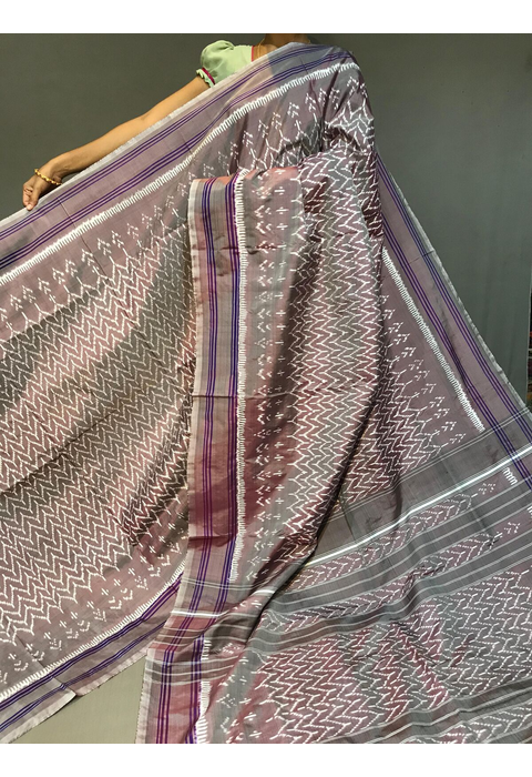 PGMRIDSS4N18TCCD17- Ikat silk saree