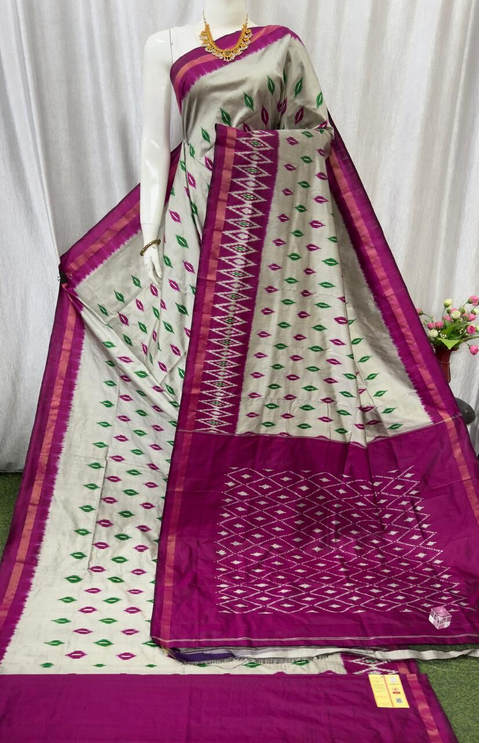 PASKILWS4V13XCDC07- light weight Ikat silk saree