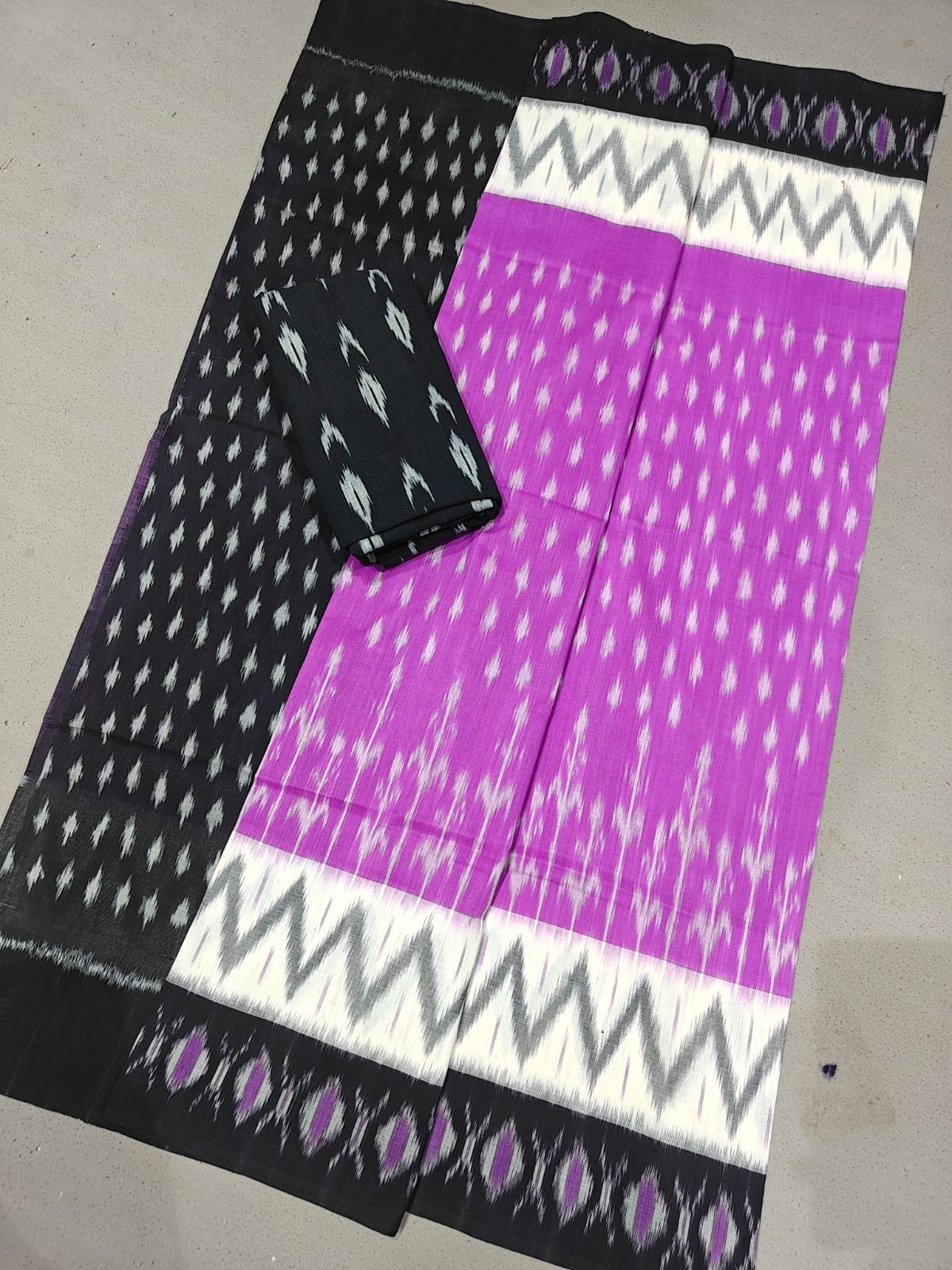 Cotton Saree - PGMRL11-ICTSCZDDC-17