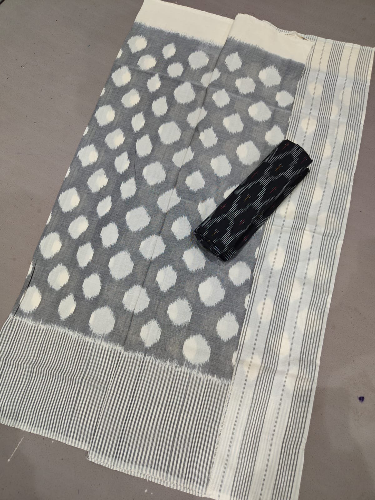 Cotton Saree - PGMRL11-ICTSCZDDC-21