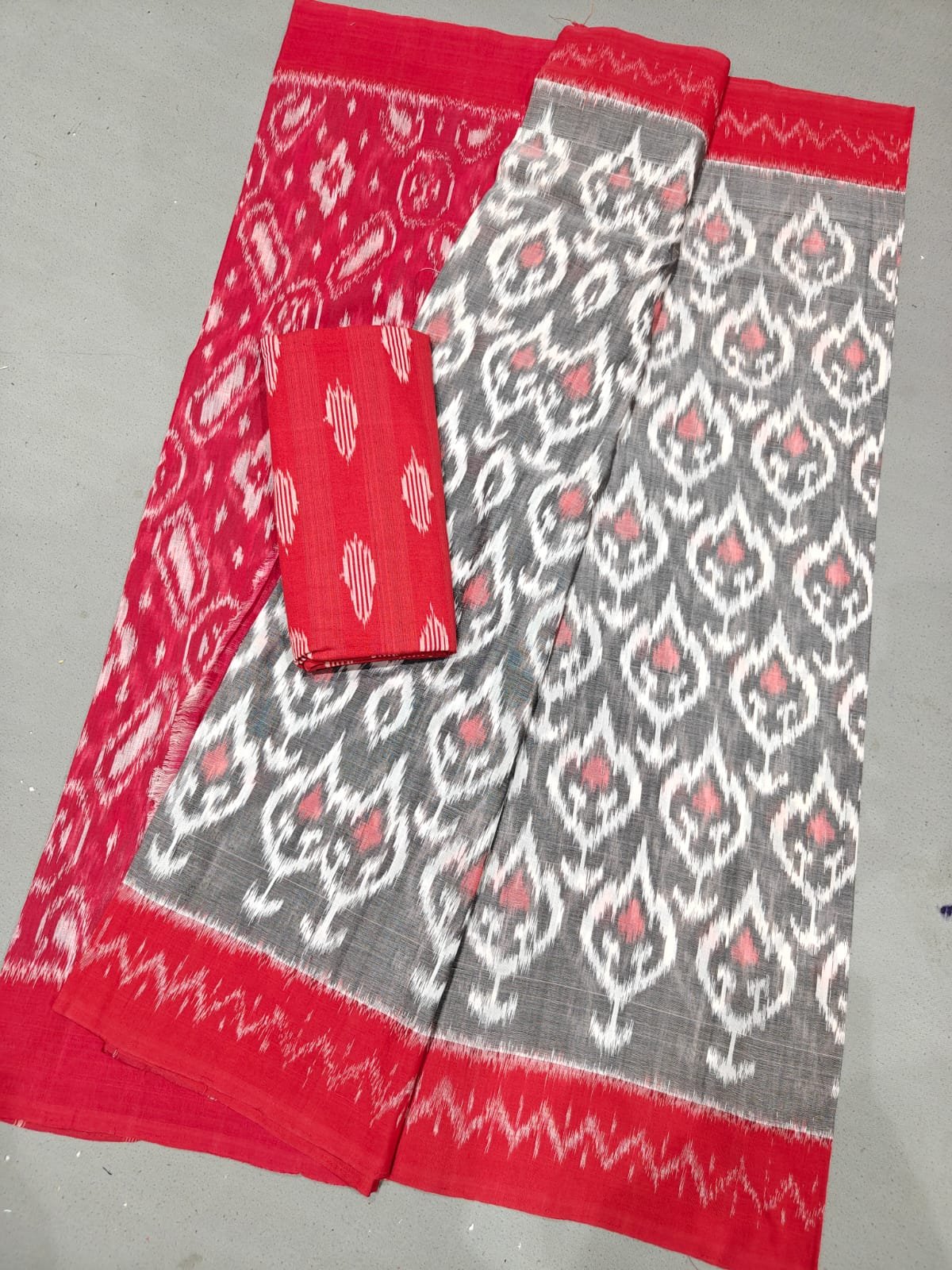 Cotton Saree - PGMRL11-ICTSCZDDC-28