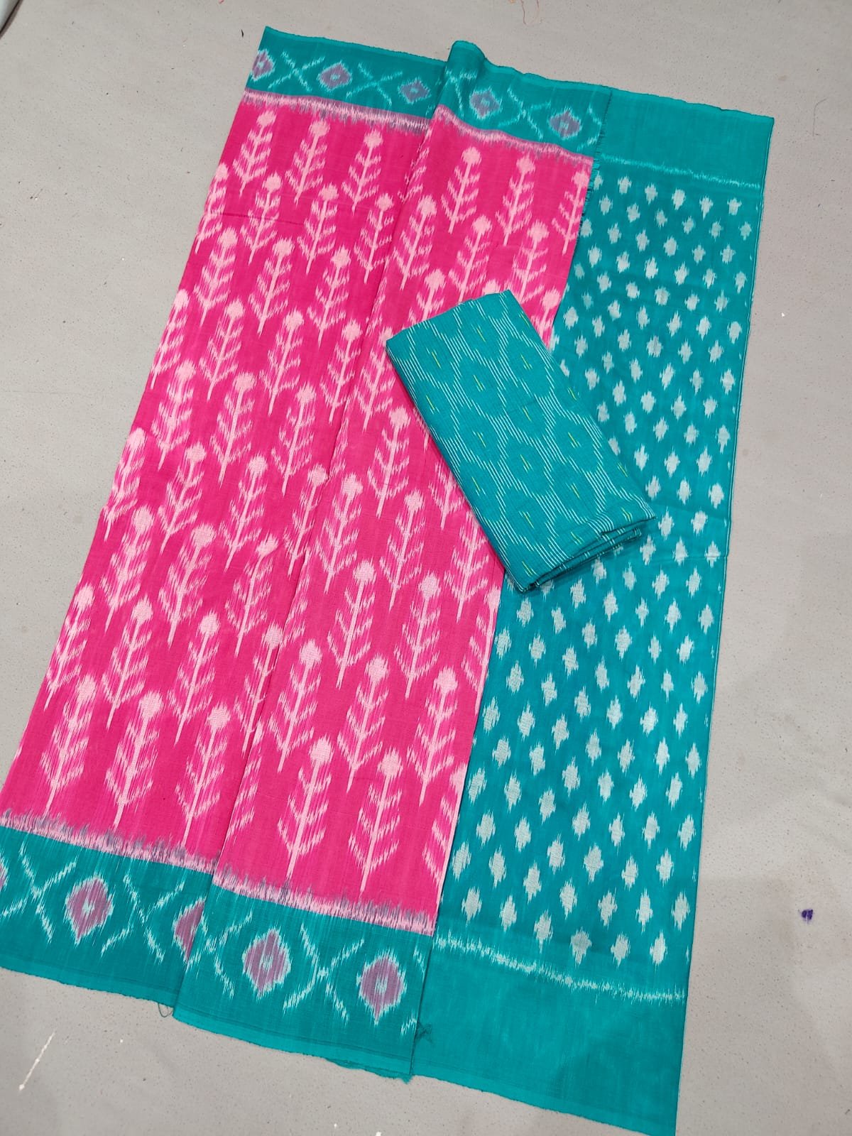 Cotton Saree - PGMRL28-ICTSCZDDC-09