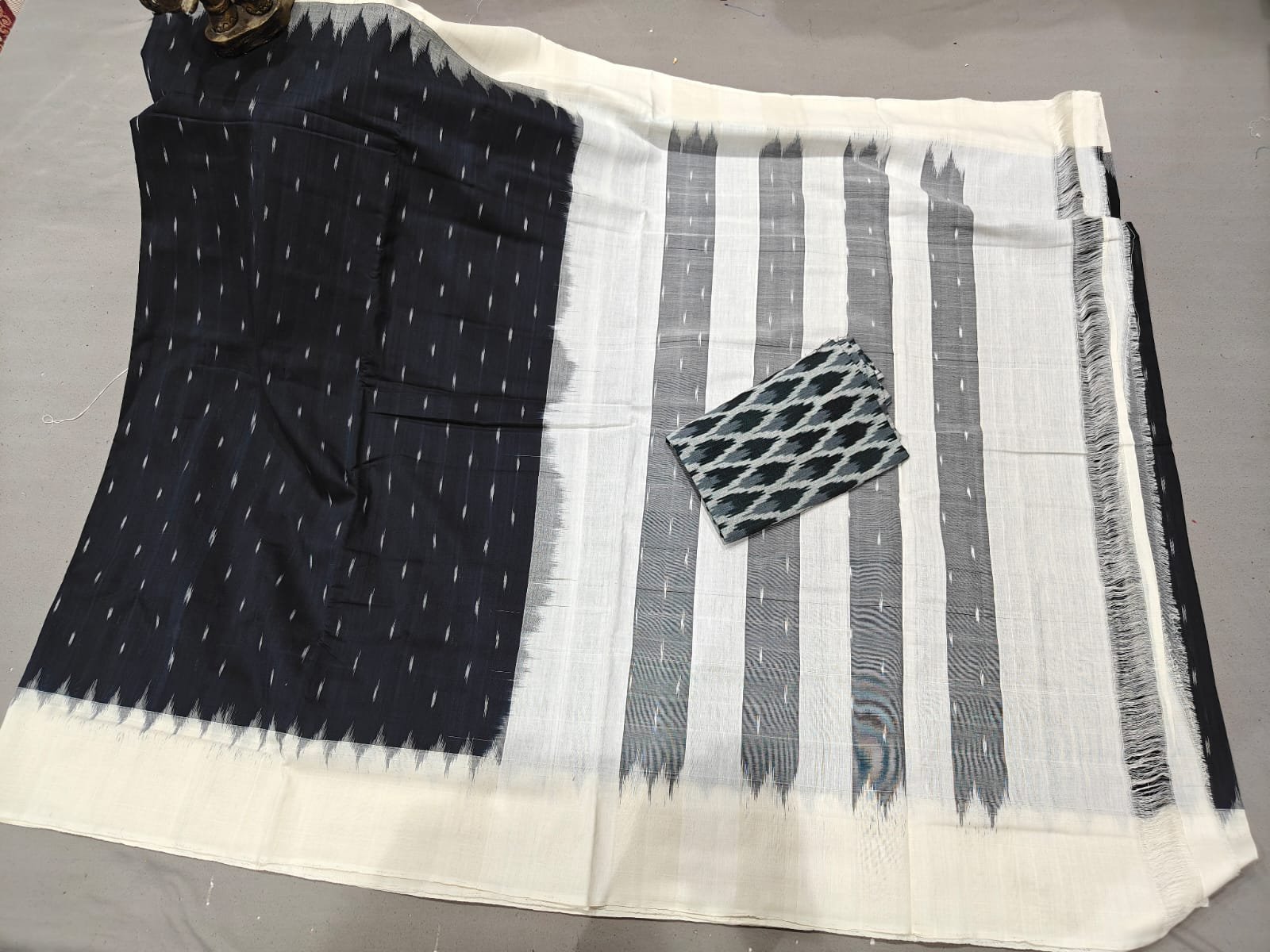 Cotton Saree - PGMRY23-ICTSCZDDC-30